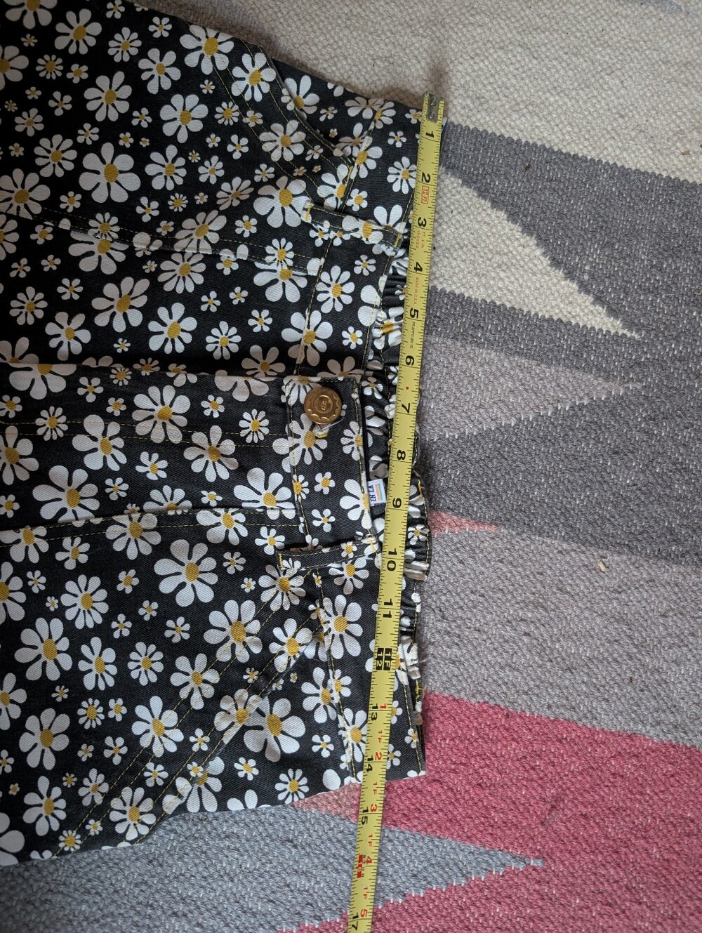 Big Bud Press Black Daisy Print Tapered Pencil Pants M ( Sz 10/12) - Picture 3 of 6
